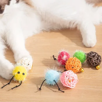 2pcs קול של חתול כדור צעצוע צבעוני קש פעמונים ציוד לחיות מחמד מקורה ללעוס עמיד עצמי היי אינטראקטיביים כיף החתול הכדור צעצועים
